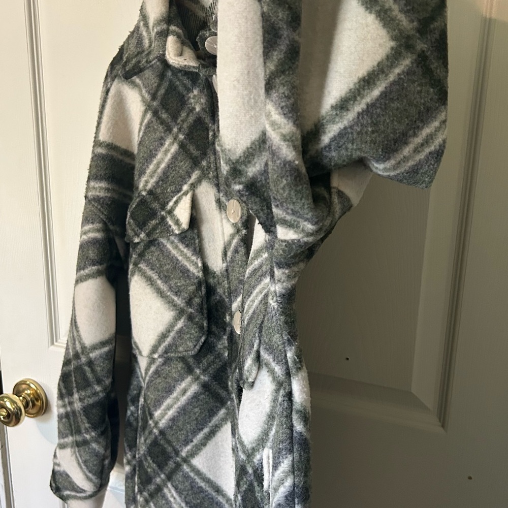 Stradivarius Women’s Green Plaid Shirt Jacket Fleece Shacket | Size L - Picture 7 of 15